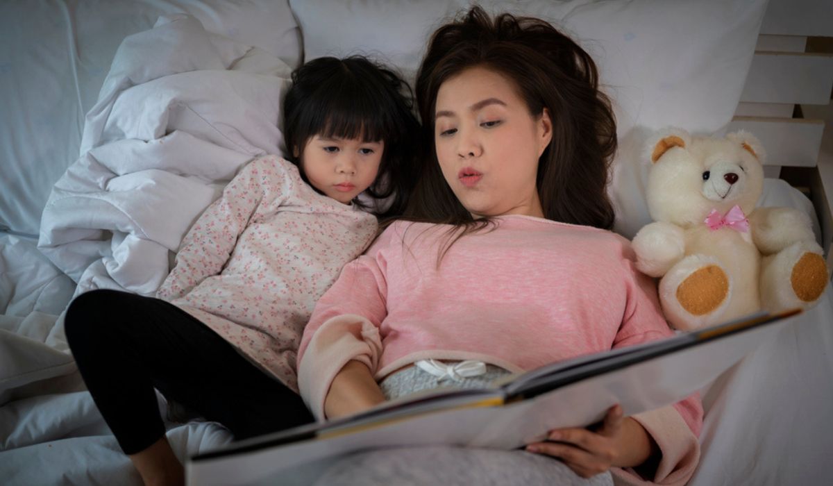 Pilih Dongeng Sebelum Tidur yang Tepat untuk Usia Anak Anda